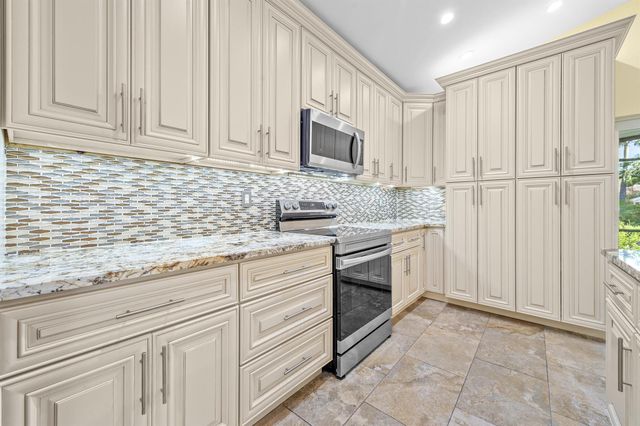 1930 NW 10th Street, Delray Beach, FL 33445
