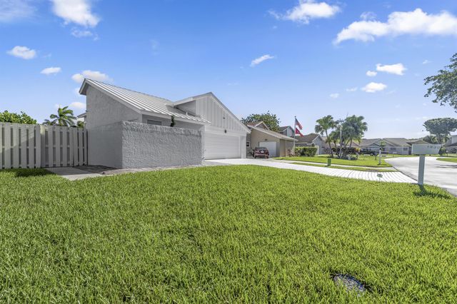 1930 NW 10th Street, Delray Beach, FL 33445