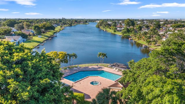 1930 NW 10th Street, Delray Beach, FL 33445