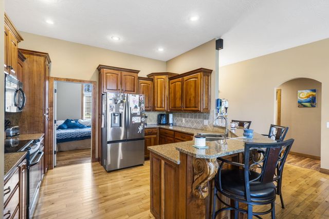 5817 W Alexa Lane, Springfield, MO 65802