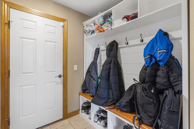 5817 W Alexa Lane, Springfield, MO 65802