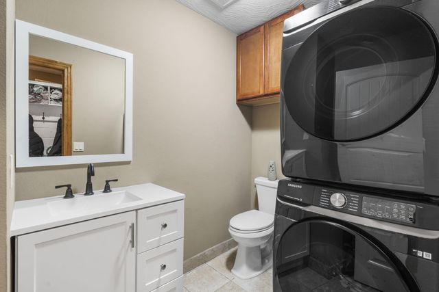 5817 W Alexa Lane, Springfield, MO 65802