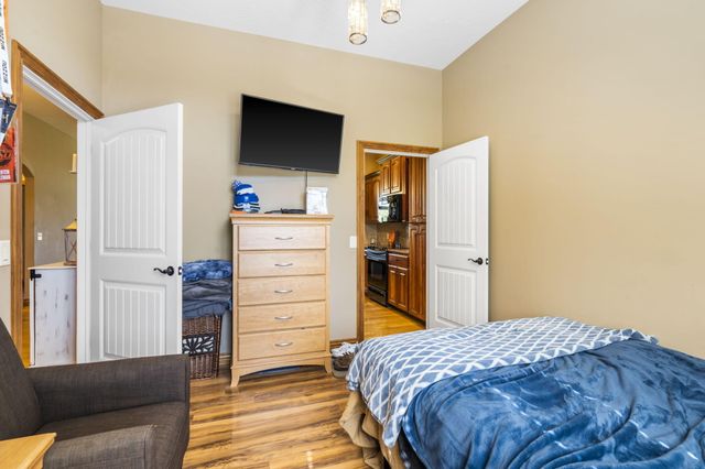 5817 W Alexa Lane, Springfield, MO 65802