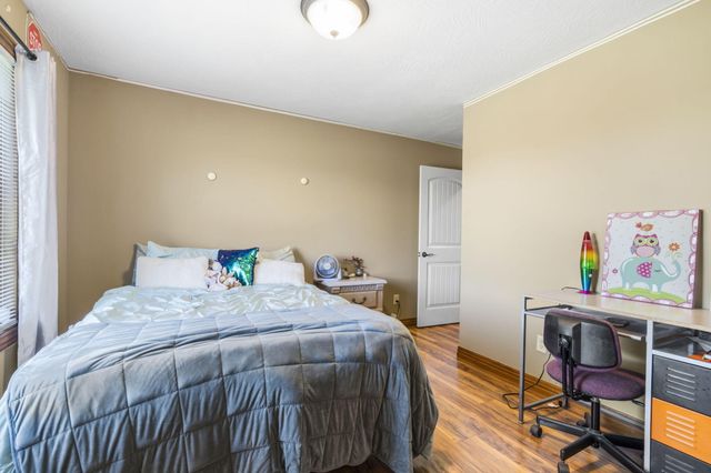 5817 W Alexa Lane, Springfield, MO 65802