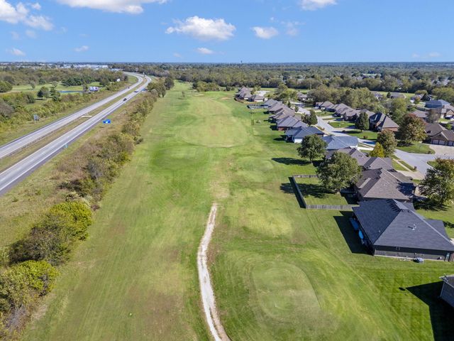 5817 W Alexa Lane, Springfield, MO 65802