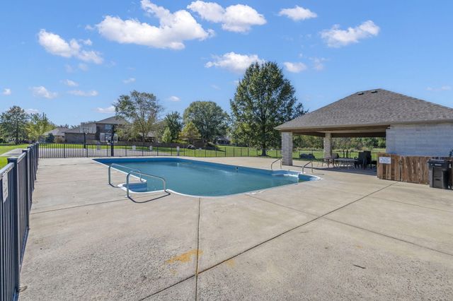 5817 W Alexa Lane, Springfield, MO 65802