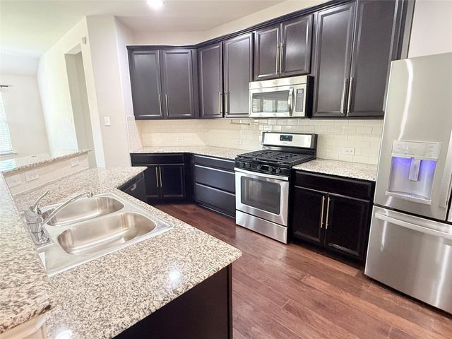 1029 Bird Creek Drive, Little Elm, TX 75068