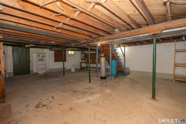 35 Munson Road, Wolcott, CT 06716