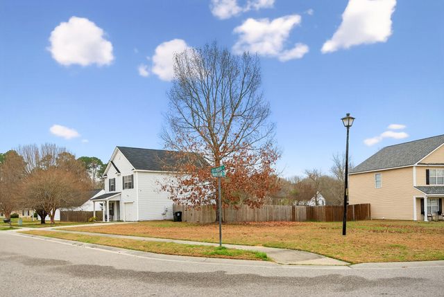 100 Dellwood Street, Moncks Corner, SC 29461