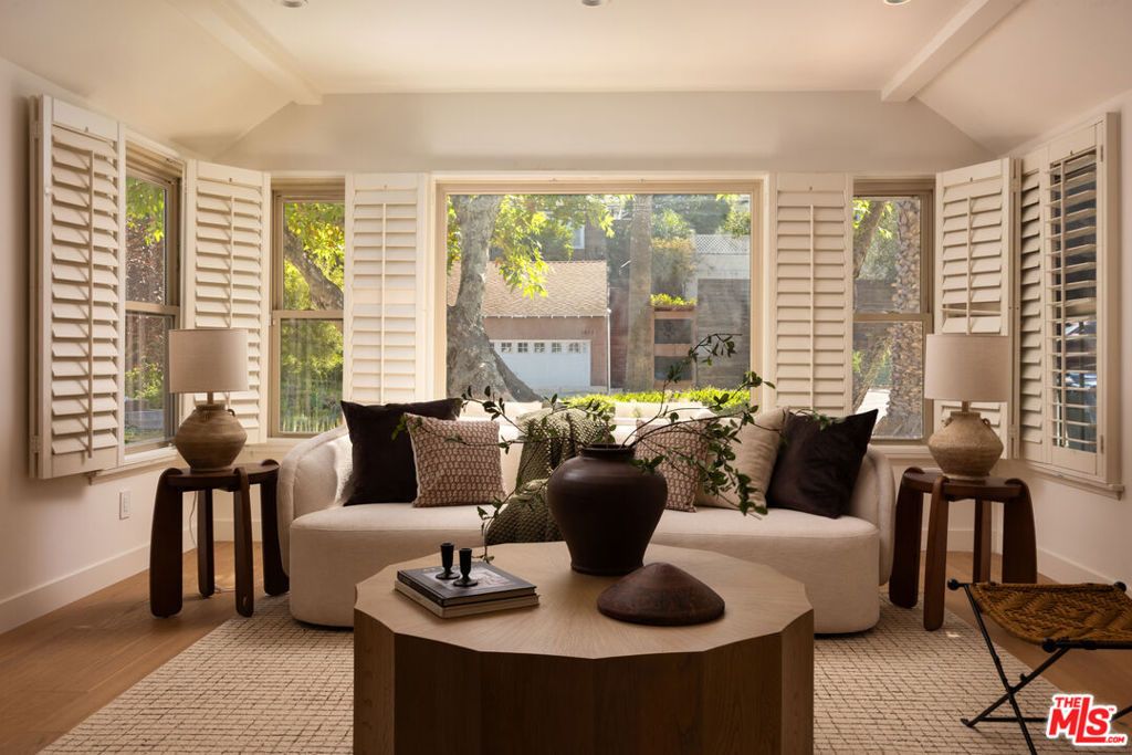 1807 Cochran Place, Los Angeles, CA 90019 — photo 2
