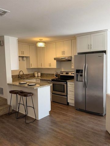 8012 Camino Huerta, San Diego, CA 92122