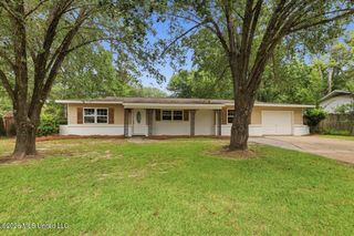 3218 Eastland Drive, Pearl, MS 39208