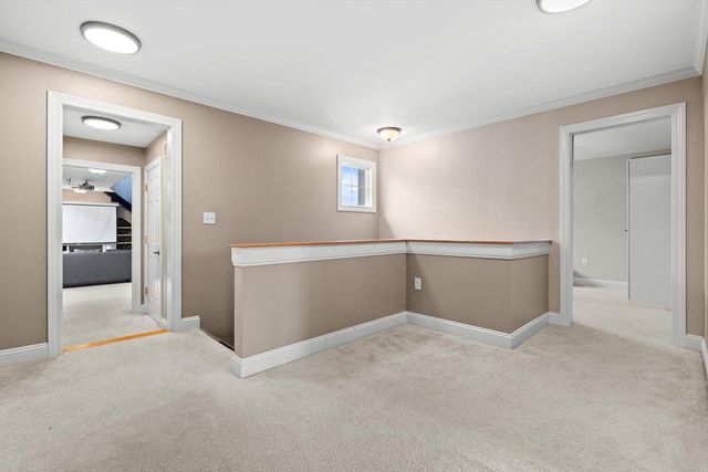 W243N2710 Creekside COURT, Pewaukee, WI 53072