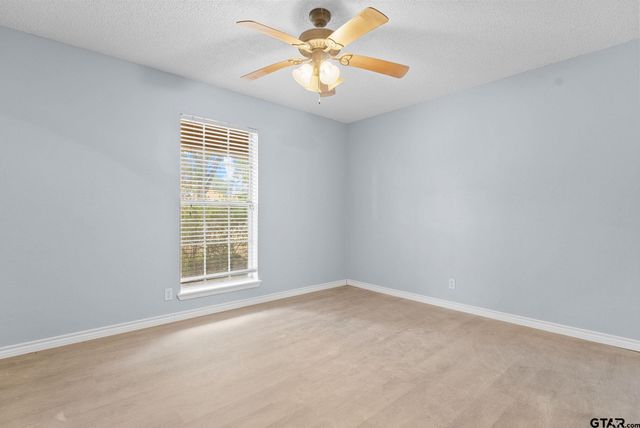 1811 Picadilly Place, Tyler, TX 75703