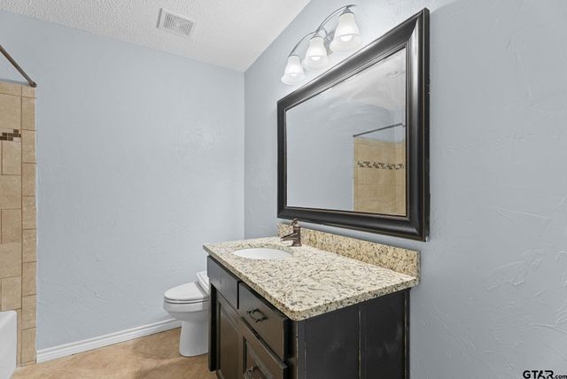 1811 Picadilly Place, Tyler, TX 75703