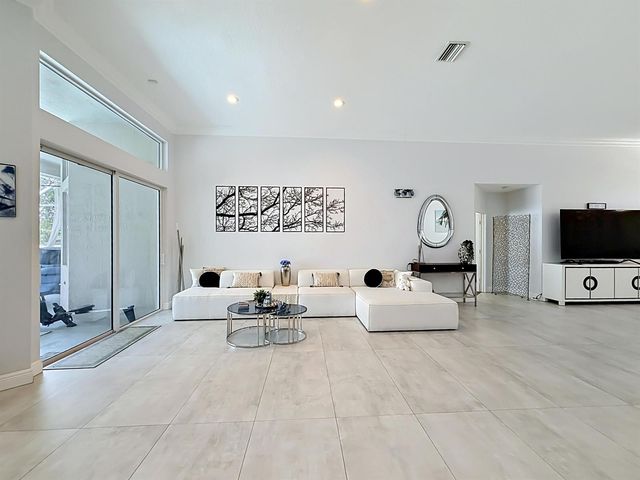 3836 Heron Ridge Lane, Weston, FL 33331