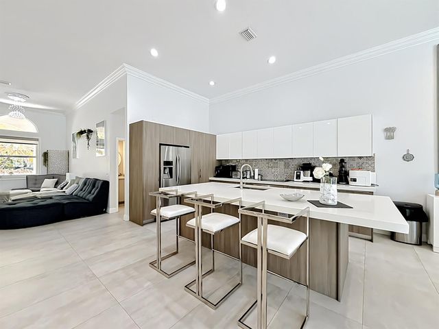 3836 Heron Ridge Lane, Weston, FL 33331