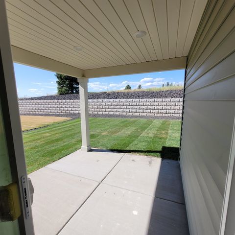 1543 E A St, Deer Park, WA 99006