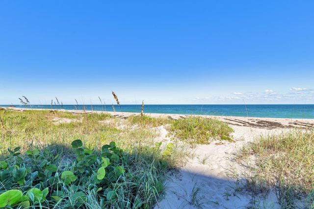 2773 S Ocean Boulevard Ph5, Palm Beach, FL 33480