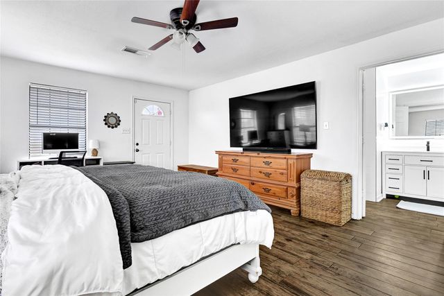 2123 County Road 172, Alvin, TX 77511