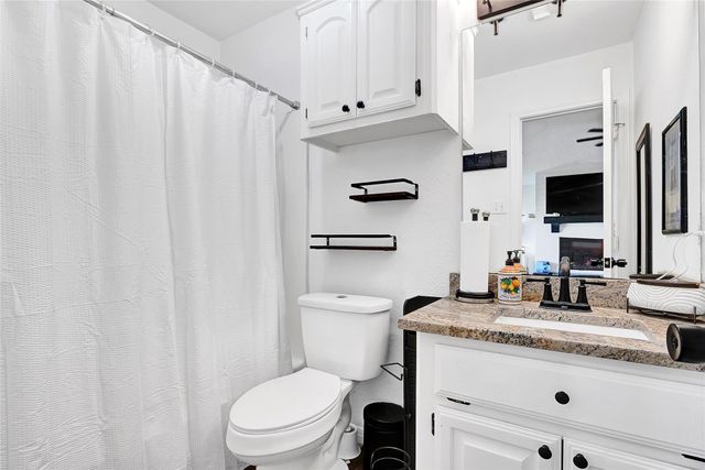 2123 County Road 172, Alvin, TX 77511