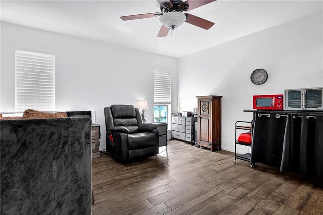 2123 County Road 172, Alvin, TX 77511