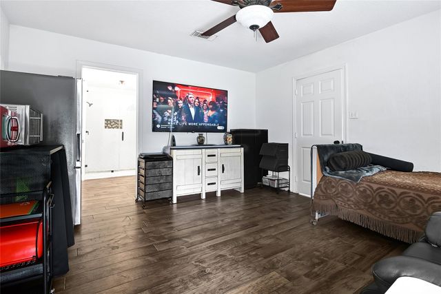 2123 County Road 172, Alvin, TX 77511