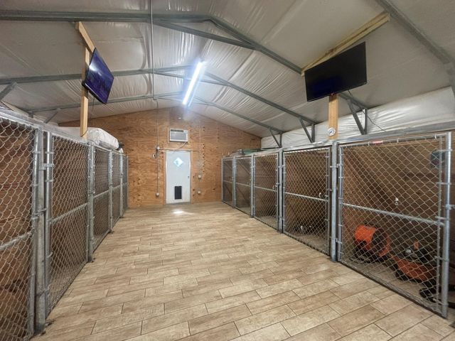 2123 County Road 172, Alvin, TX 77511