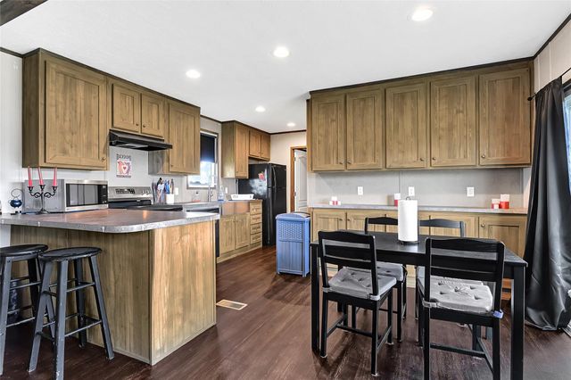 2123 County Road 172, Alvin, TX 77511