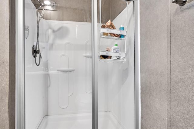 2123 County Road 172, Alvin, TX 77511