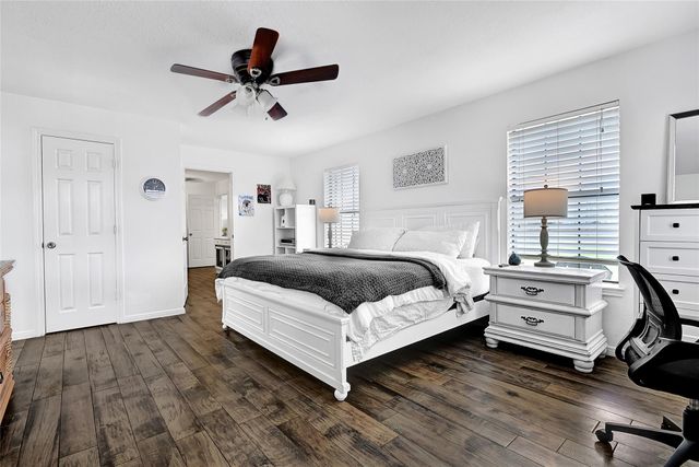 2123 County Road 172, Alvin, TX 77511