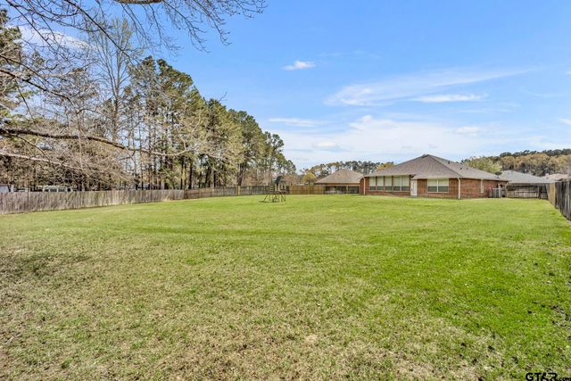 124 Ken Cir, Flint, TX 75762