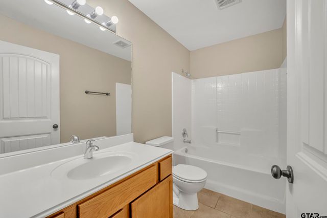 124 Ken Cir, Flint, TX 75762