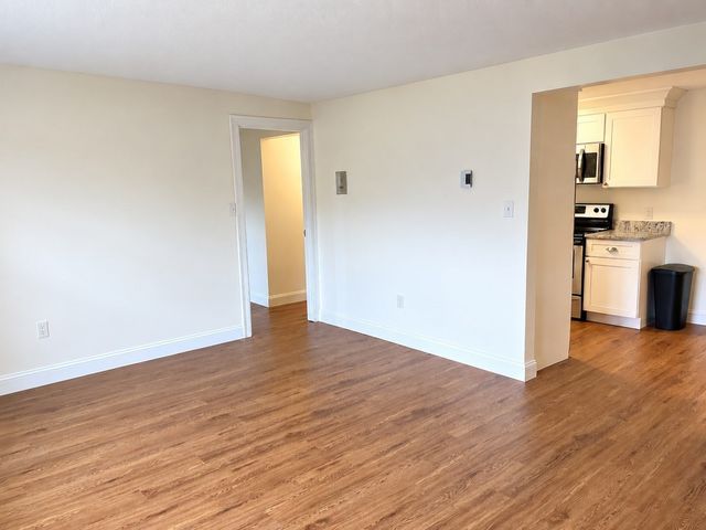 213 Rock St K10, Norwood, MA 02062