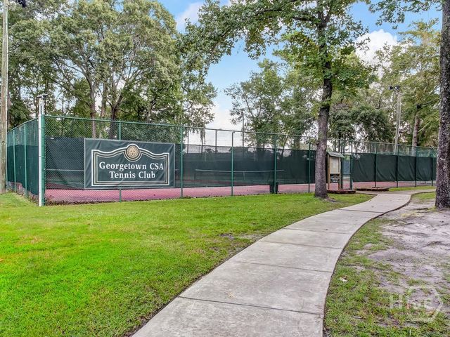 2 St Ives Dr, Savannah, GA 31419