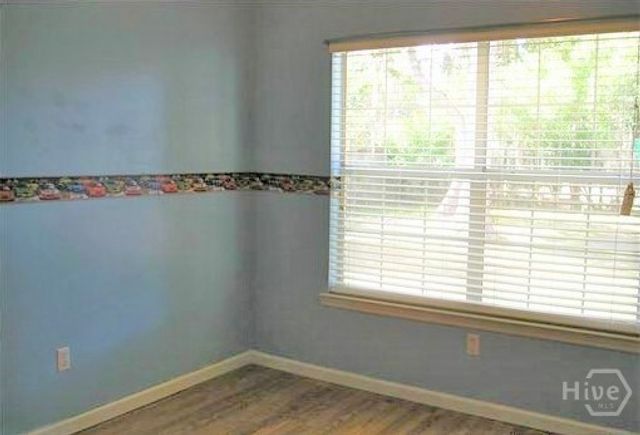 2 St Ives Dr, Savannah, GA 31419