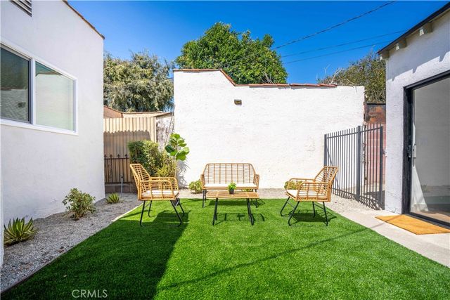 9414 Clovis, Los Angeles, CA 90002