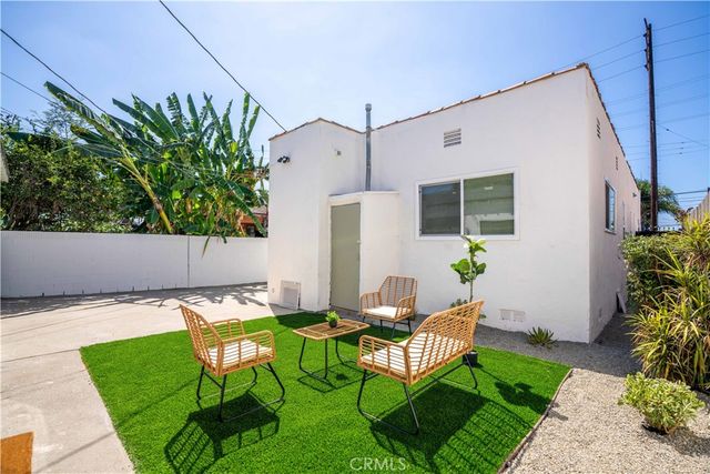 9414 Clovis, Los Angeles, CA 90002