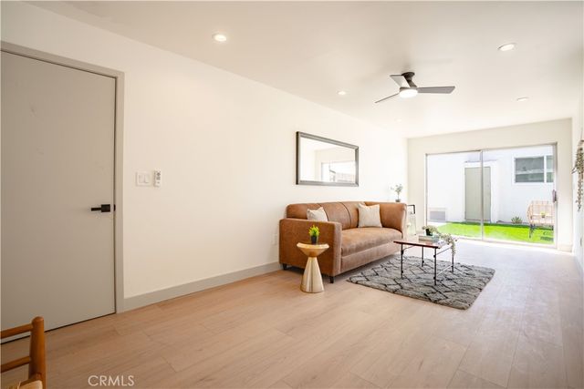 9414 Clovis, Los Angeles, CA 90002