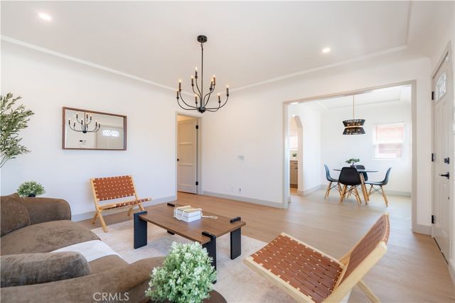 9414 Clovis, Los Angeles, CA 90002