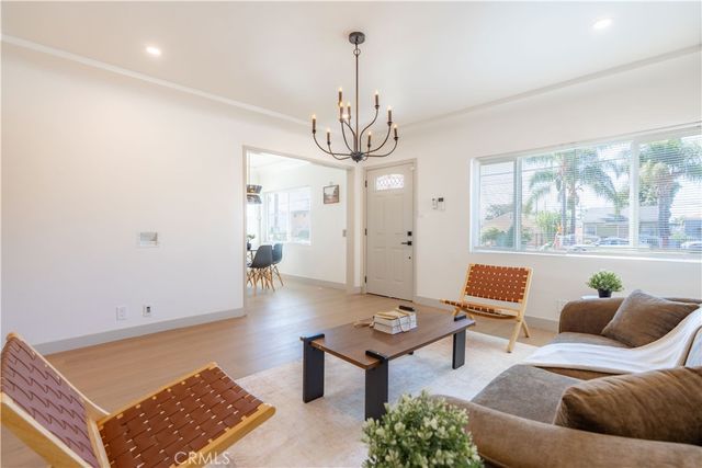 9414 Clovis, Los Angeles, CA 90002