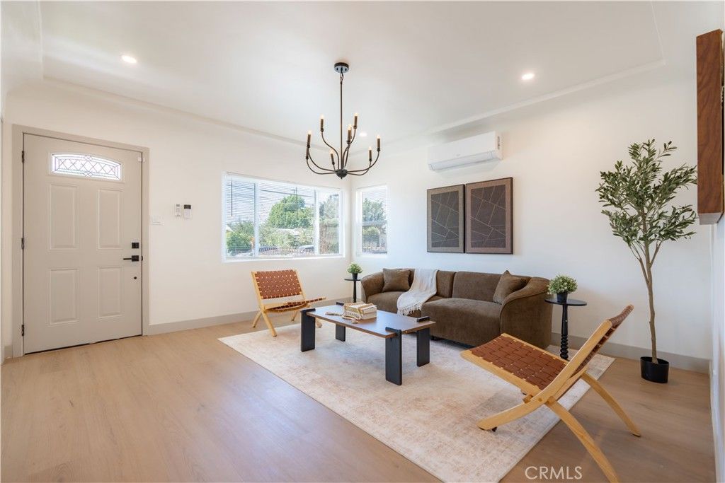 9414 Clovis, Los Angeles, CA 90002 — photo 4