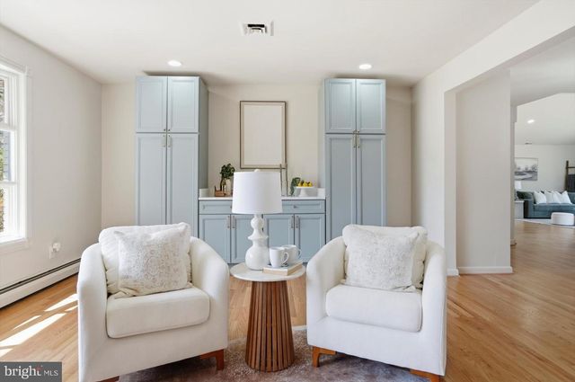 704 CHAPEL RIDGE RD, Lutherville Timonium, MD 21093