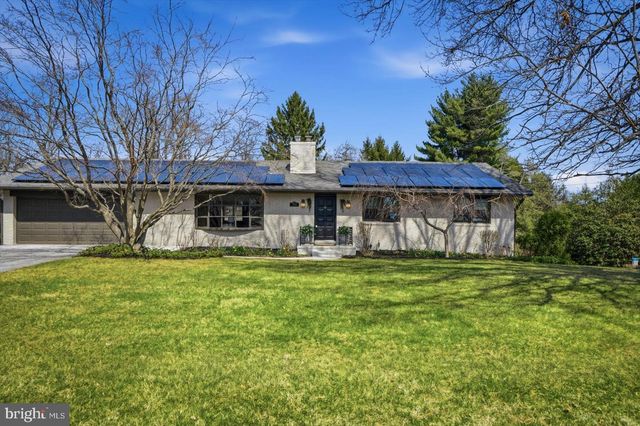 704 CHAPEL RIDGE RD, Lutherville Timonium, MD 21093