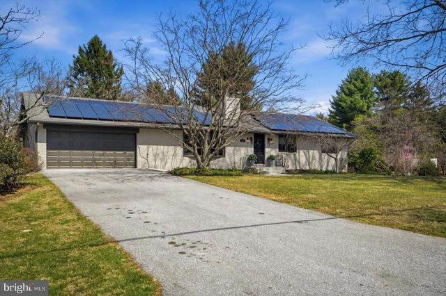 704 CHAPEL RIDGE RD, Lutherville Timonium, MD 21093