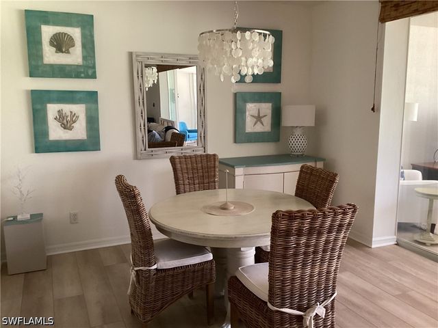 782 Eagle Creek DR 202, Naples, FL 34113