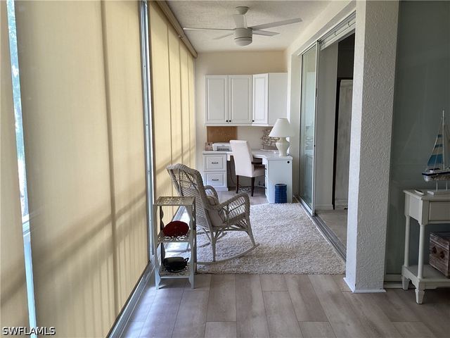 782 Eagle Creek DR 202, Naples, FL 34113