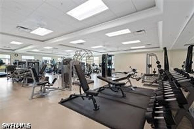 782 Eagle Creek DR 202, Naples, FL 34113