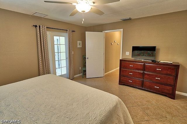 793 97th AVE N, Naples, FL 34108