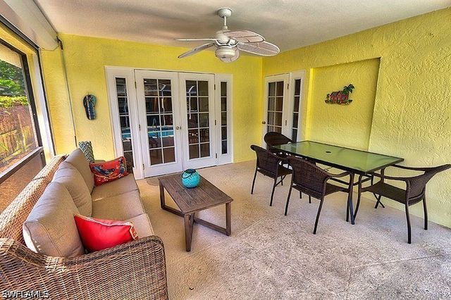 793 97th AVE N, Naples, FL 34108